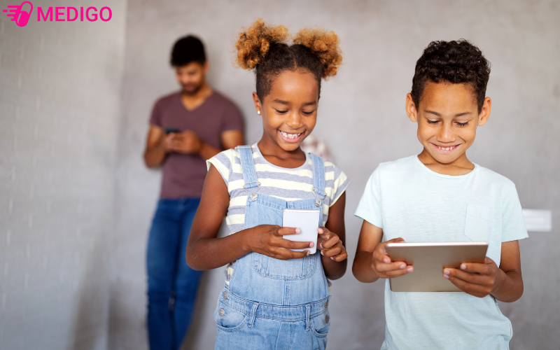 Su-dung-dien-thoai-truoc-khi-ngu-co-the-khien-tre-ngu-khong-yen-va-da-tung-chan-khi-ngu