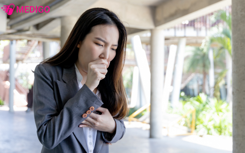 Mua-mua-de-bi-mac-cac-benh-nhu-cam-cum-viem-hong