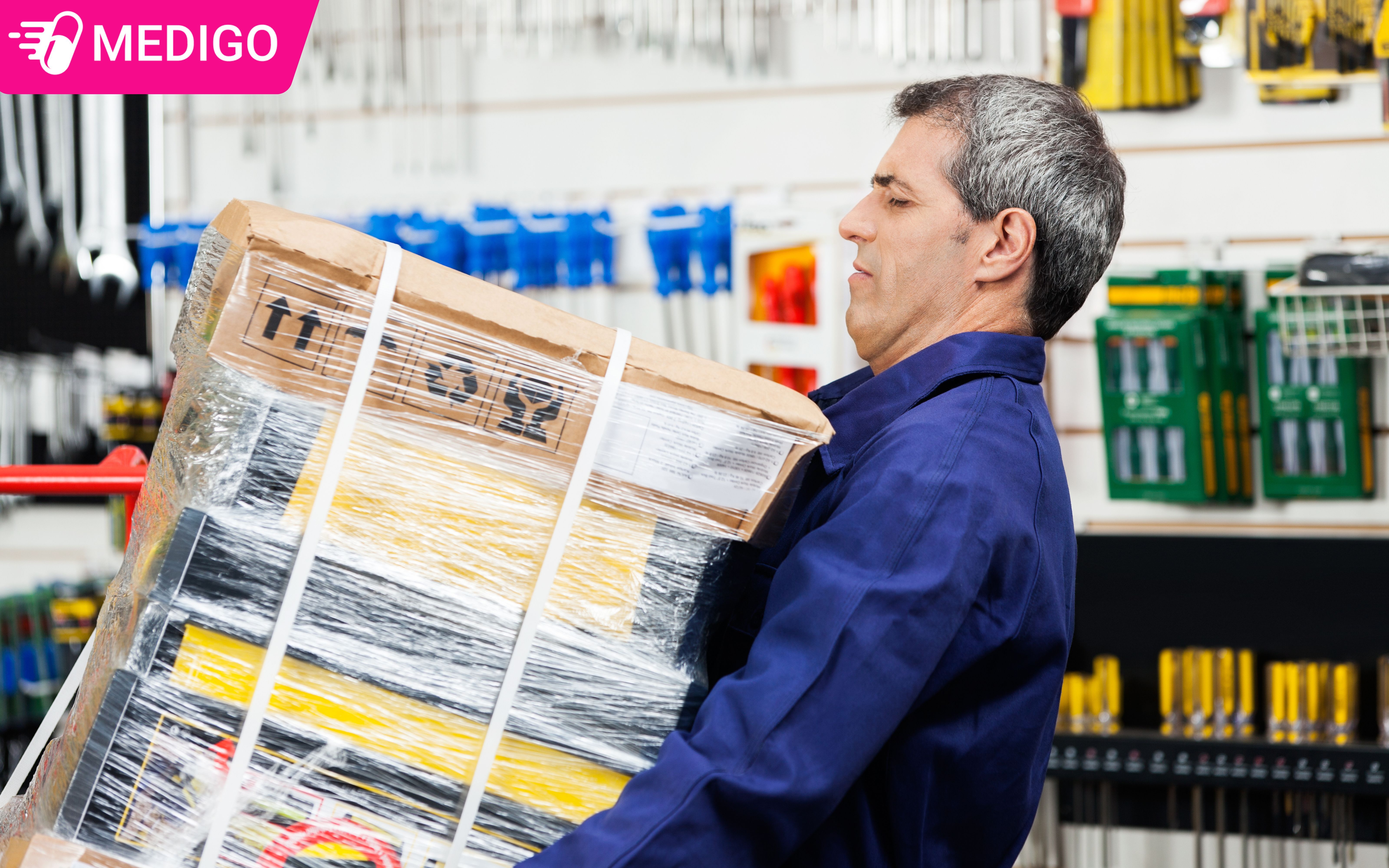 Mang-vac-nang-va-lao-dong-qua-suc-lam-tang-nguy-co-dau-hong-phai