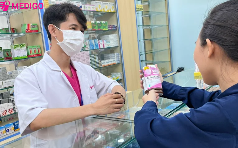 Tai-cac-nha-thuoc-luon-co-duoc-si-truc-xuyen-dem