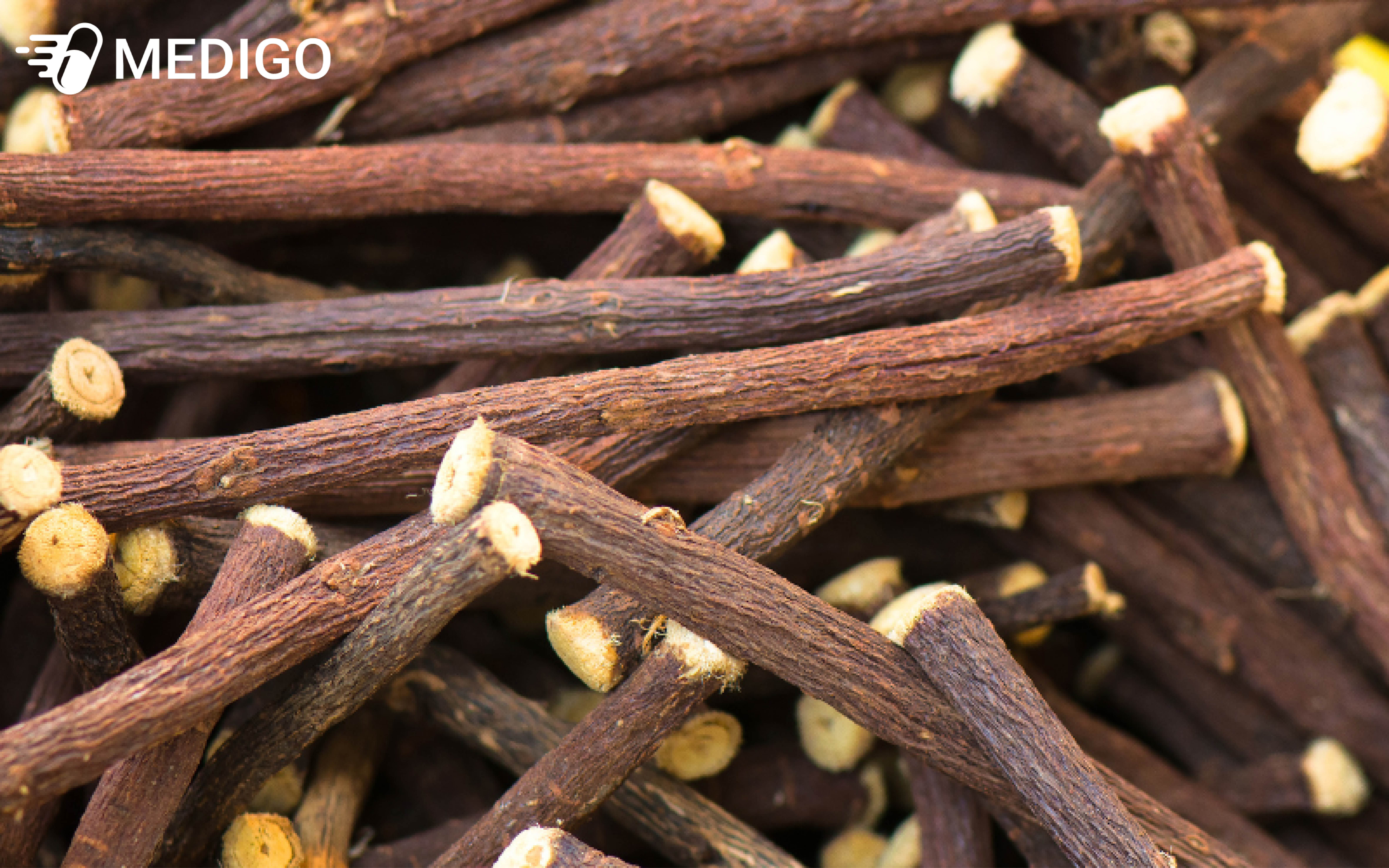 Day-re-va-la-duoc-dung-sac-uong-de-chua-ho-giai-cam-thanh-nhiet-lam-diu-chung-nong-trong-dau-hong