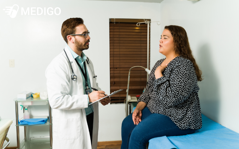 Den-gap-bac-si-ngay-khi-co-trieu-chung-xau-cua-vet-kien-ba-khoang-can