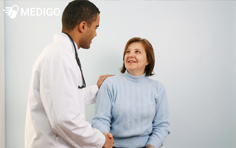 Duoc-cham-soc-tot-hoac-co-tam-ly-lac-quan-thuong-phan-ung-tich-cuc-hon-voi-gia-duoc