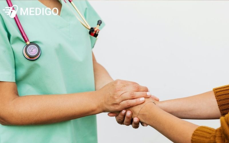 Hay-can-nhac-gap-chuyen-gia-tam-ly-bac-si-tam-than-hoac-nha-tri-lieu-neu-moi-thu-mat-kiem-soat