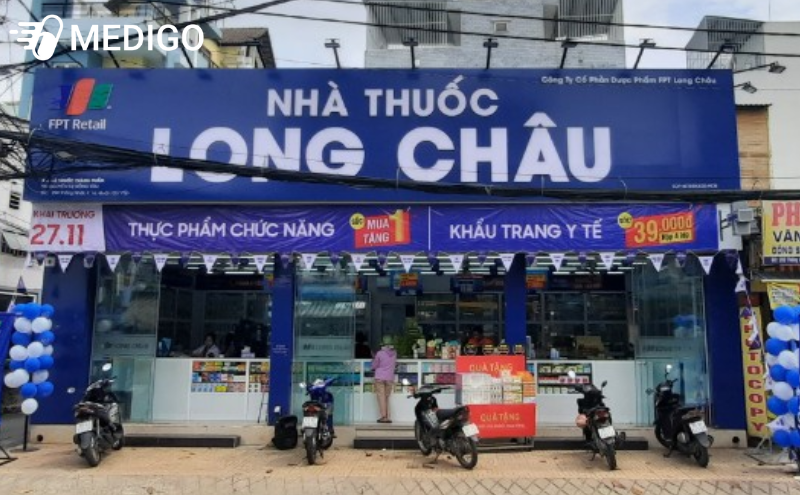Long-Chau-cung-la-mot-trong-chuoi-nha-thuoc-uy-tin-quan-10