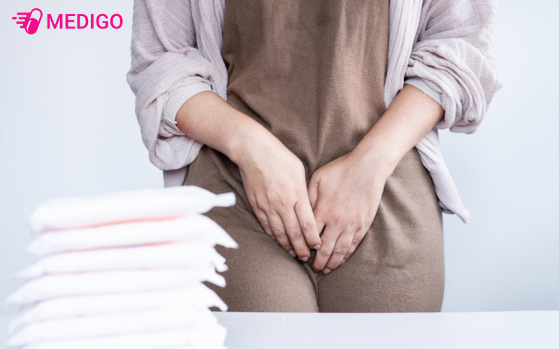 Nen-dung-dung-dich-ve-sinh-phu-nu-khi-co-dau-hieu-ngua-kho-chiu