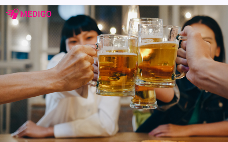 Mac-ung-thu-vu-la-do-thoi-quen-uong-ruou-bia-nhieu