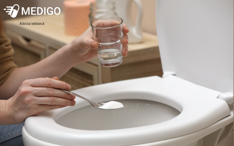 Tay-rua-bep-bon-rua-va-be-mat-nha-bep-cung-la-mot-trong-nhung-cong-dung-cua-baking-soda