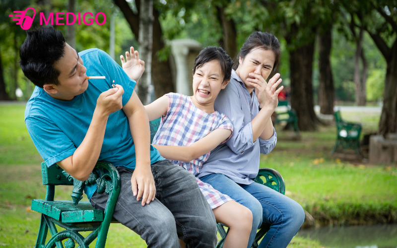 Tiep-xuc-som-voi-khoi-thuoc-la-tang-nguy-co-hen-suyen-khi-truong-thanh-