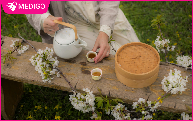 Tra-hoa-lai-giau-cac-hop-chat-co-loi-la-nen-tang-cho-cac-tac-dung-suc-khoe