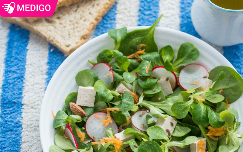 Co-xoong-can-co-the-lam-salad-an-de-ho-tro-duong-tieu-hoa