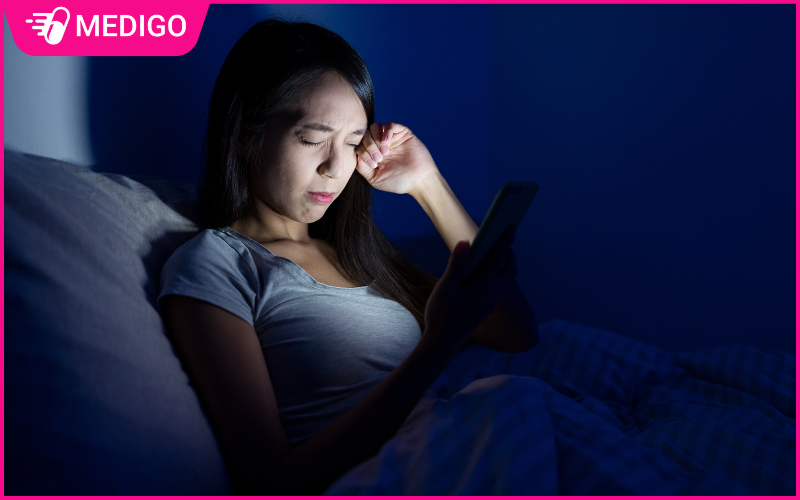 Ảnh hưởng của ánh sáng xanh màn hình đối với giấc ngủ 