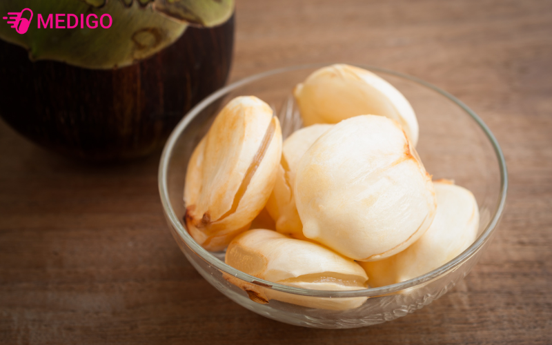 Cùi non của quả cây thốt nốt mềm mọng nước