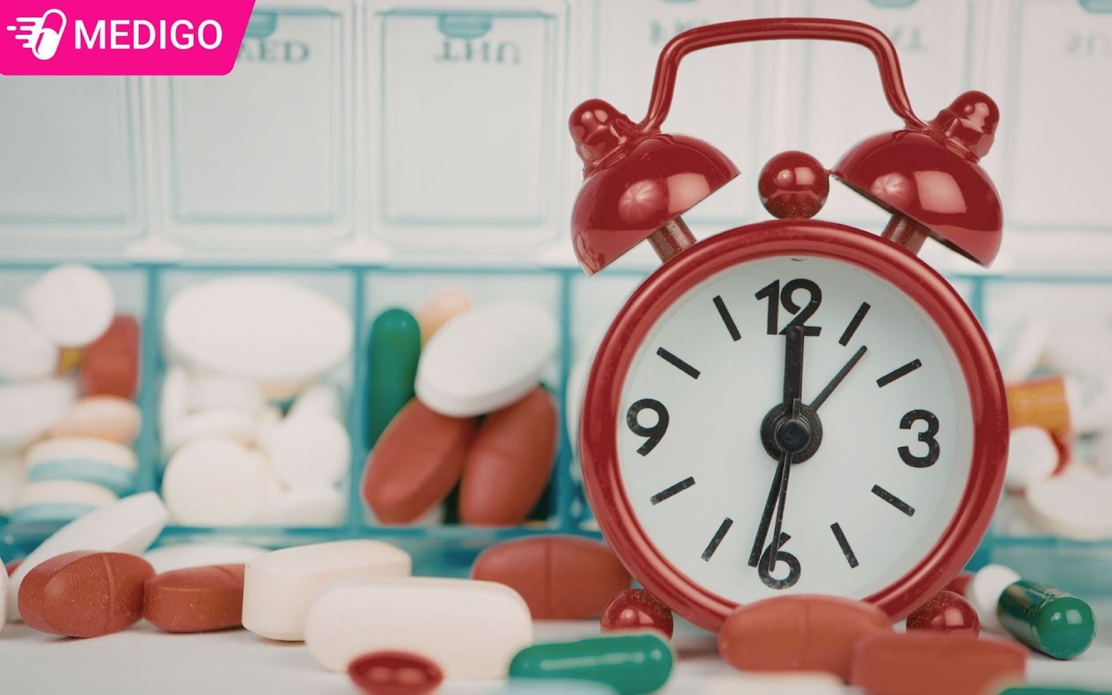 Phu-nu-co-the-dat-bao-thuc-nhac-nho-de-han-che-quen-thuoc