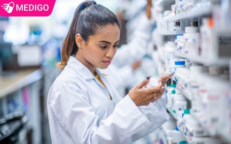 Loi-ich-khi-mua-thuoc-ban-dem-tai-nha-thuoc-24-24