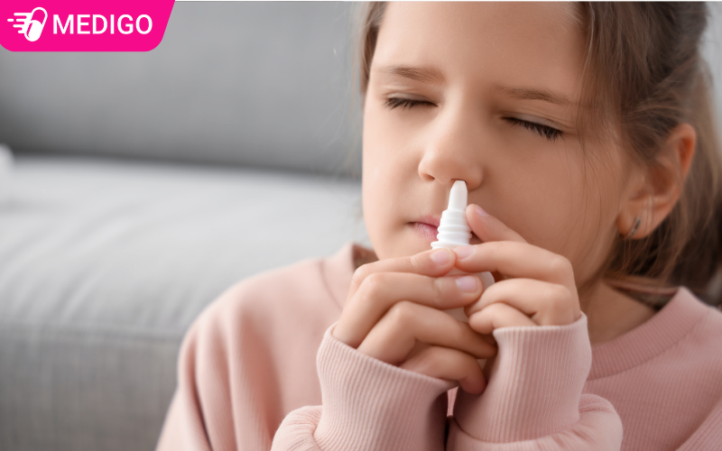 Ve-sinh-mui-bang-nuoc-muoi-sinh-ly-hang-ngay