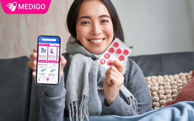Nguoi-dung-dat-thuoc-online-qua-Medigo-App