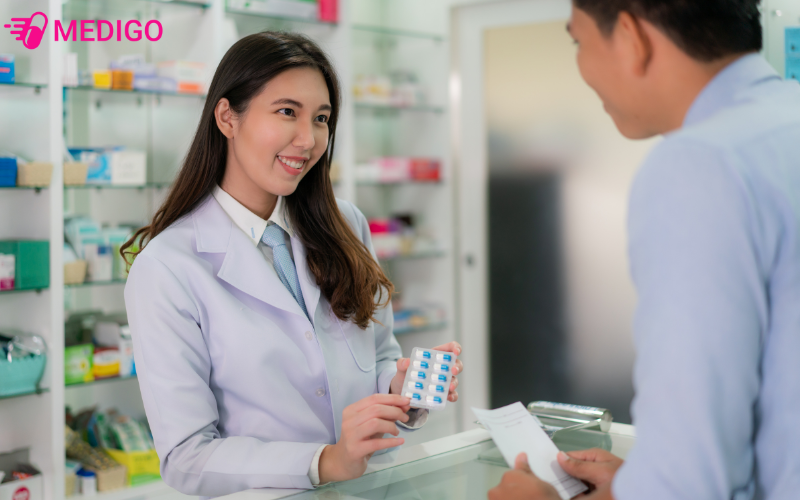 Lua-chon-nha-thuoc-co-duoc-si-tu-van-ro-rang