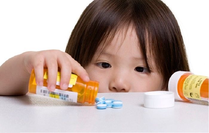 thuốc kháng sinh trị ho cho trẻ em